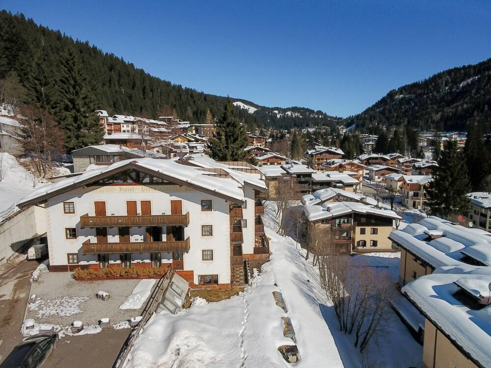 Hotel Perla Madonna Kültér fotó