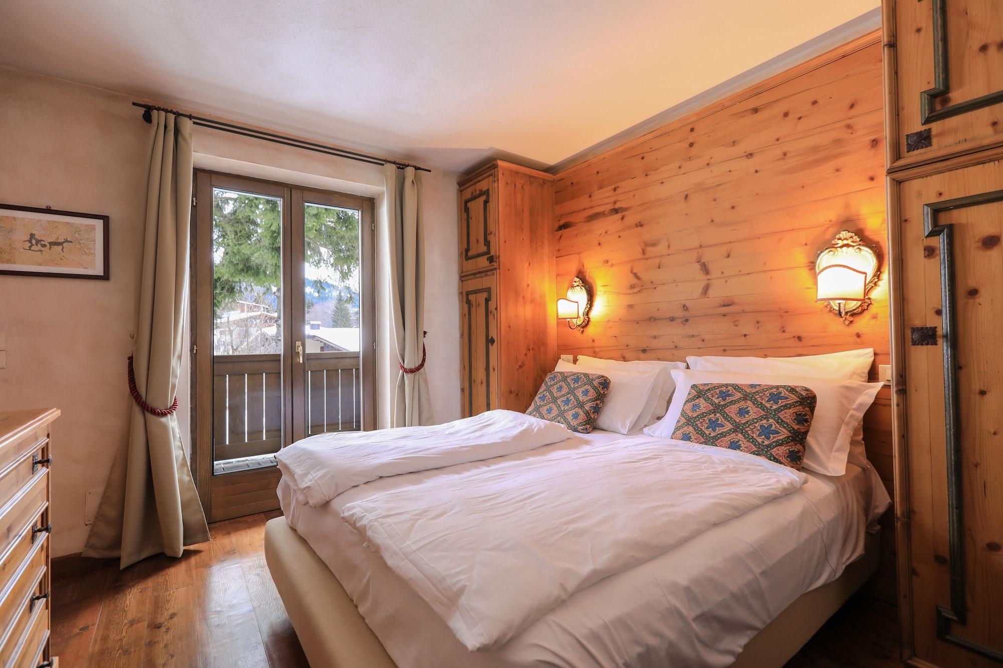 Hotel Perla Madonna Kültér fotó