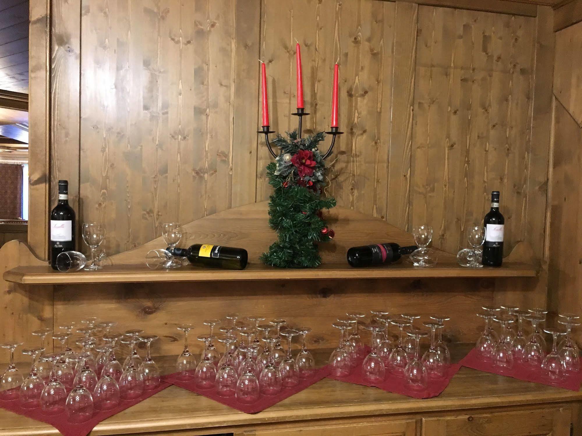Hotel Perla Madonna Kültér fotó