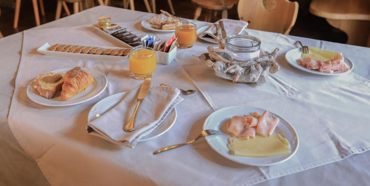 Hotel Perla Madonna Kültér fotó